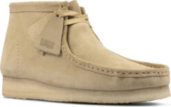 Clarks Men's Wallabee Boot -Winter Shoes Shop clarks mens wallabee boot maple suede 26155516 57263.1652206110
