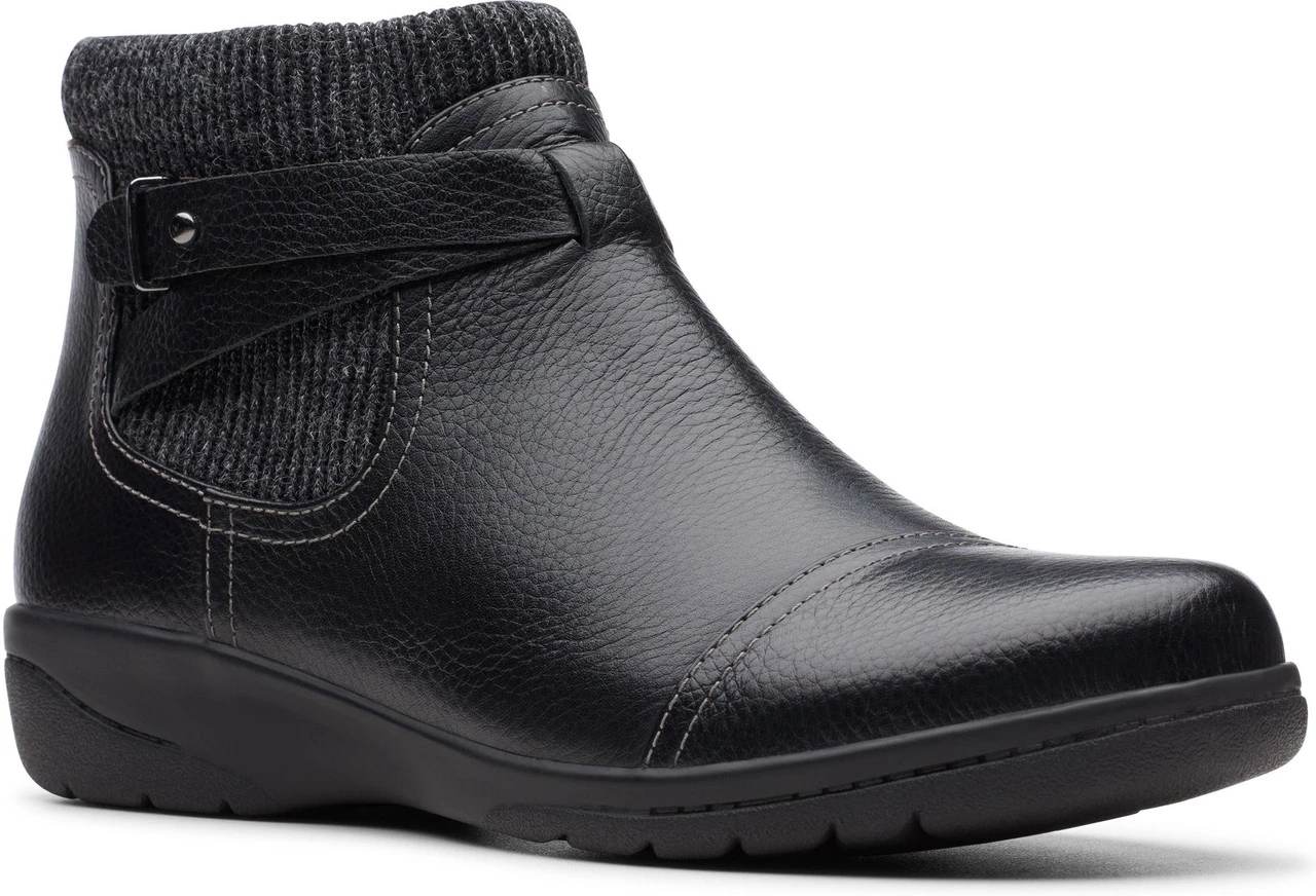 Clarks Women's Cheyn Kisha 1 Clarks Women's Cheyn Kisha